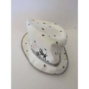 Tony Hawk Unisex White And Gray Skull Bucket Hat Size Large